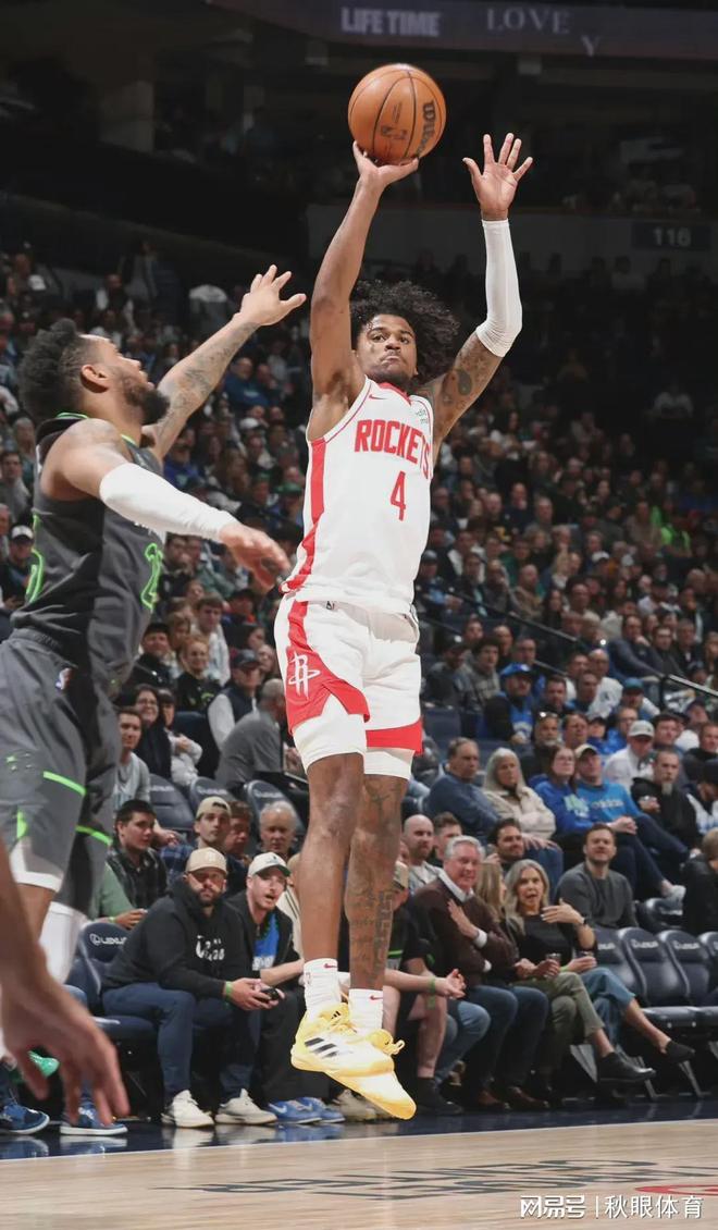 包含清晨明尼苏达森林狼备战中超，状态回暖细节曝光，管理层满意，更衣室氛围转暖的词条开元棋牌